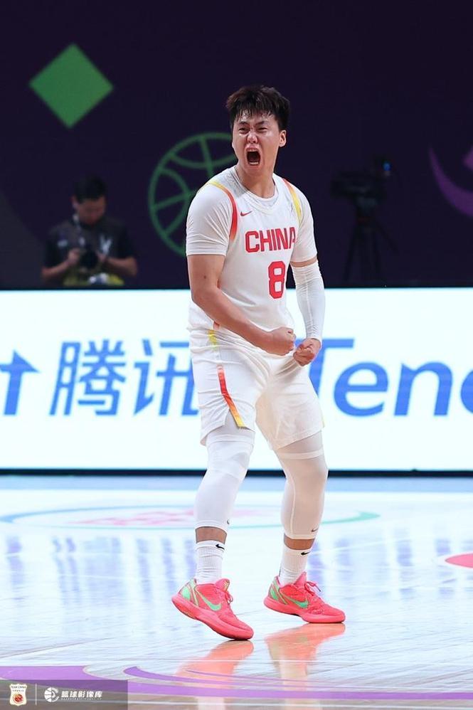 杰曼缺阵让算数变简单赵睿获更多连续性时间球权多早早找到状态